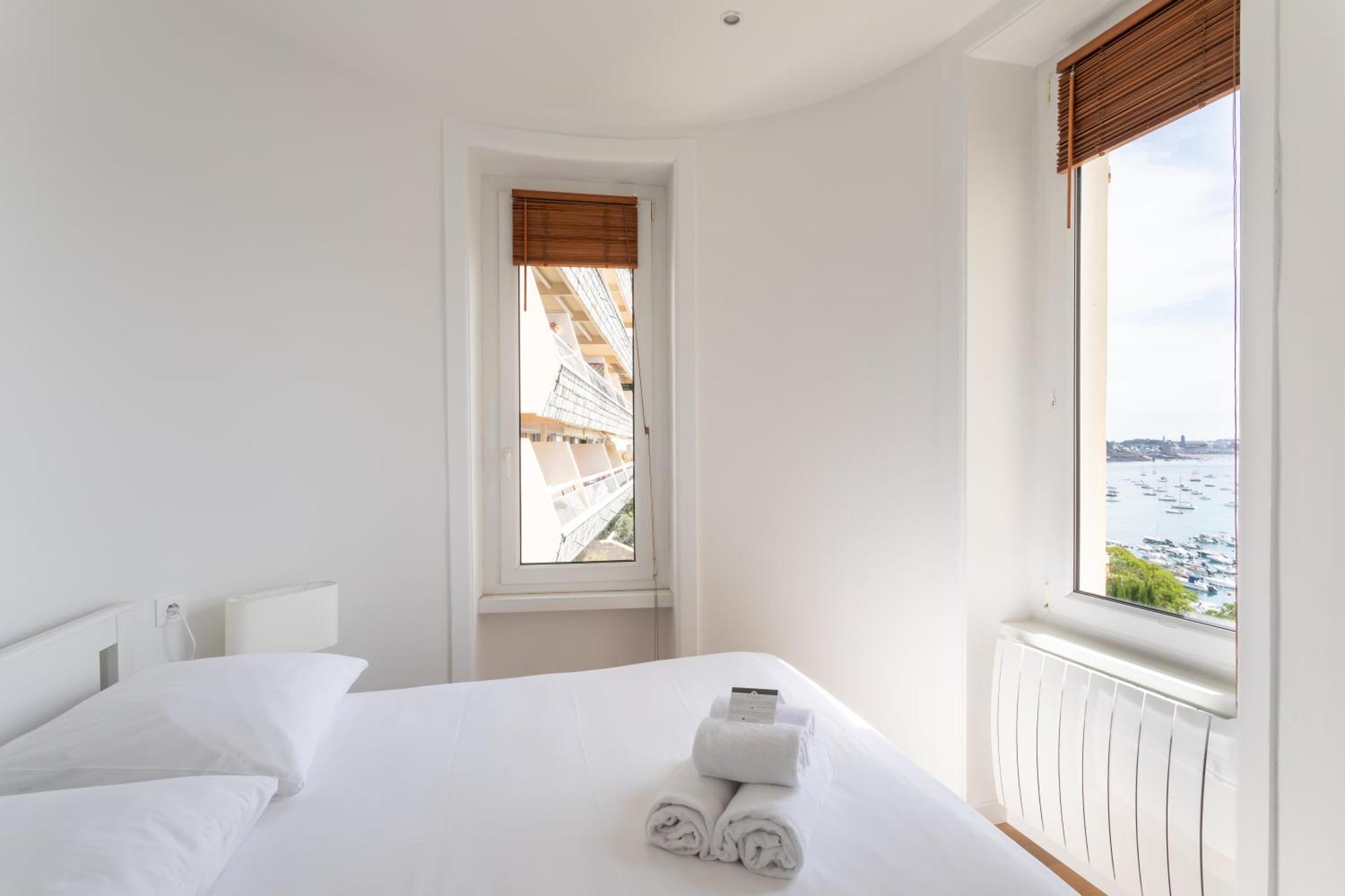 Le Beauvoir 1 - Appt Vue Mer Dinard Eksteriør billede
