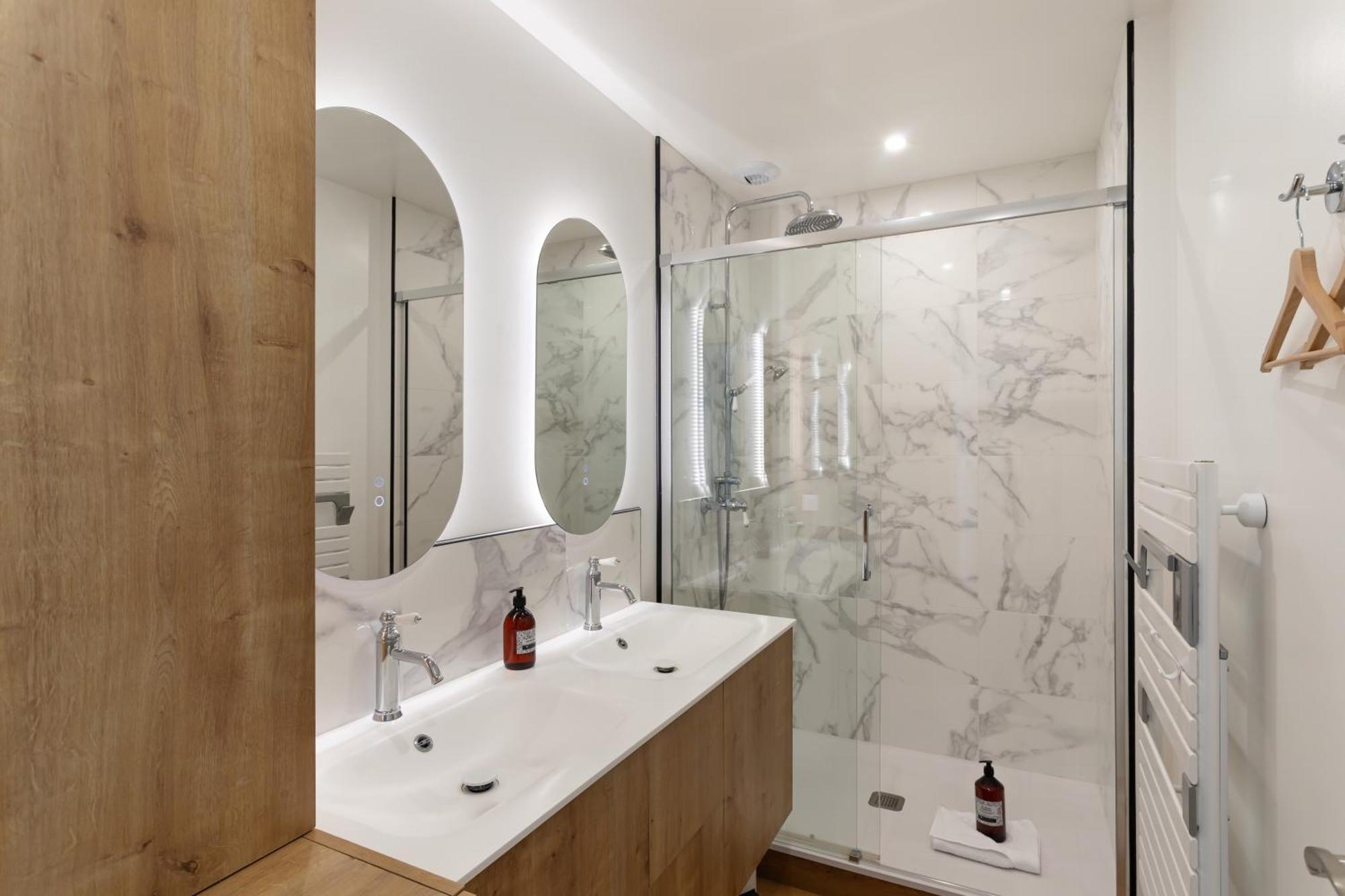 Le Beauvoir 1 - Appt Vue Mer Dinard Eksteriør billede